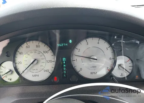 2010 Chrysler 300 Touring/Signature Series/Executive Series z USA, uszkodzony, nr VIN 2C3CA5CVXAH182774